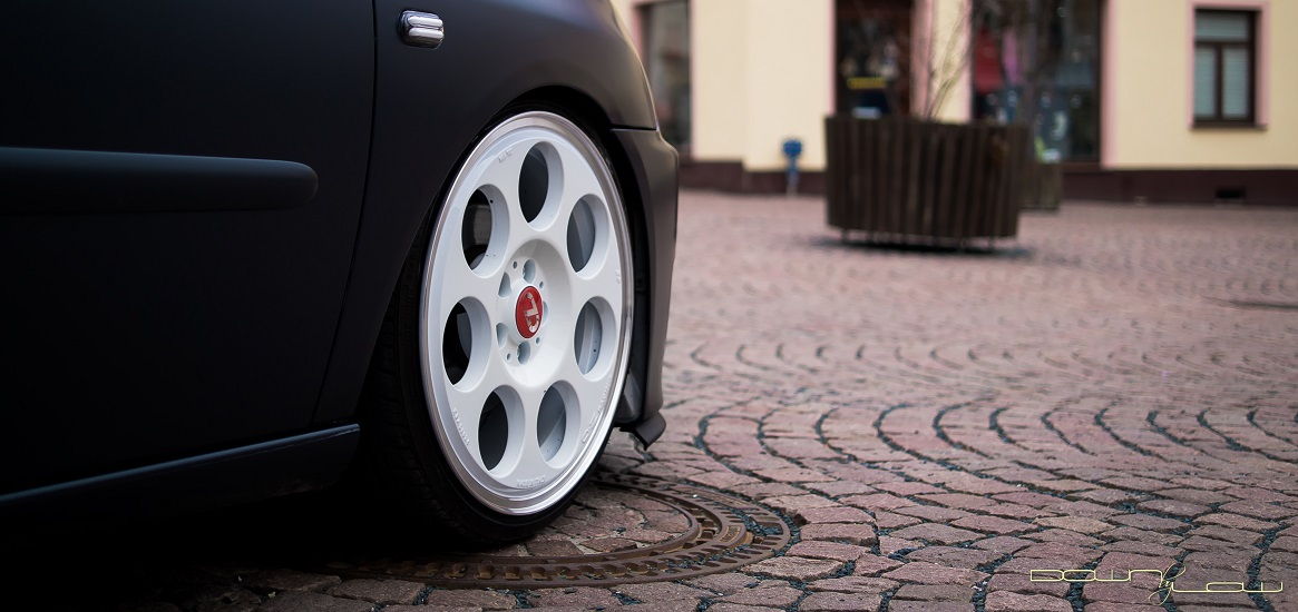 Nice lowering on a Seat Ibiza 6L